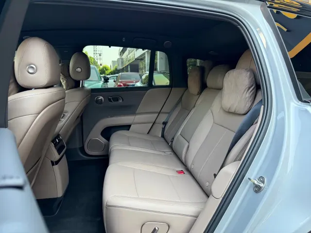 Li Auto i6 — Фото автомобиля 12