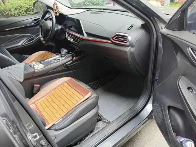 Changan Oushang X5 — Фото автомобиля 13