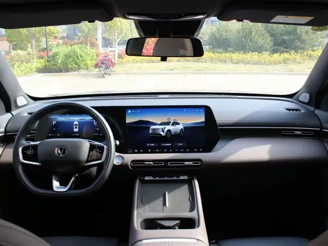 Changan CS55 Plus — Фото автомобиля 9