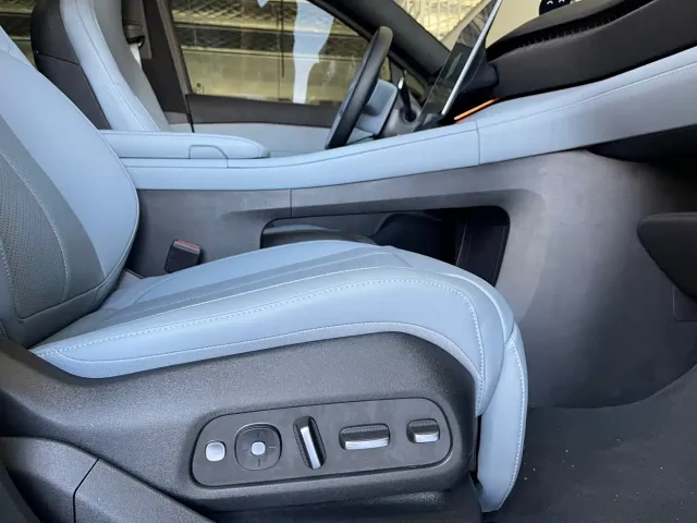 Nio EC6 — Фото автомобиля 29