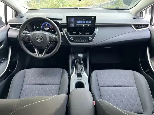 Toyota Corolla — Фото автомобиля 5