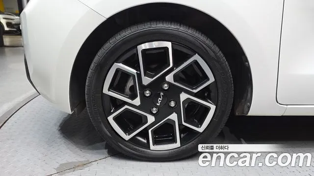 Kia RAY Новый Kia Ray Signature — Фото автомобиля 5