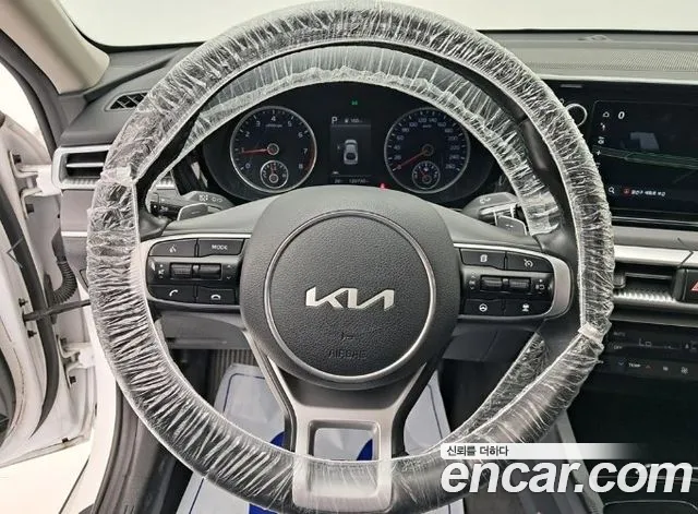 Kia K5 Generation 3 — Фото автомобиля 7