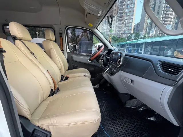 Maxus Xintu V80 — Фото автомобиля 9