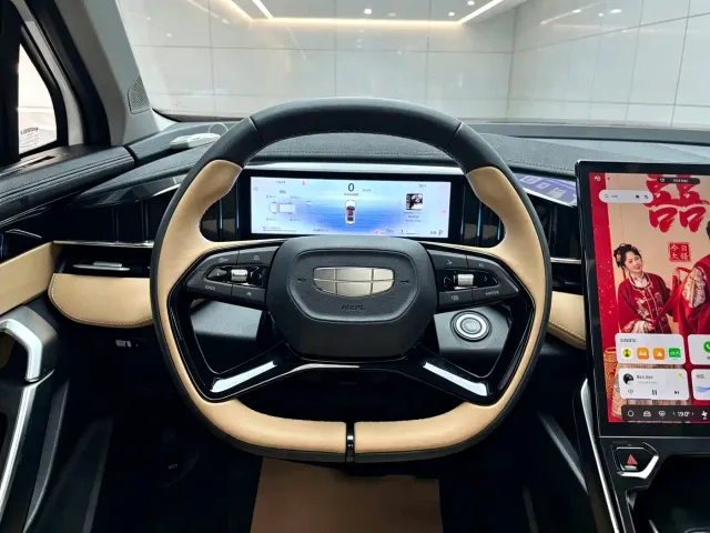 Geely Boyue L — Фото автомобиля 14