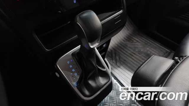 Hyundai Staria — Фото автомобиля 12