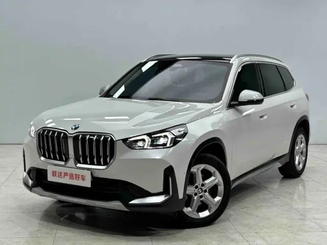 BMW X1 — Фото автомобиля 2
