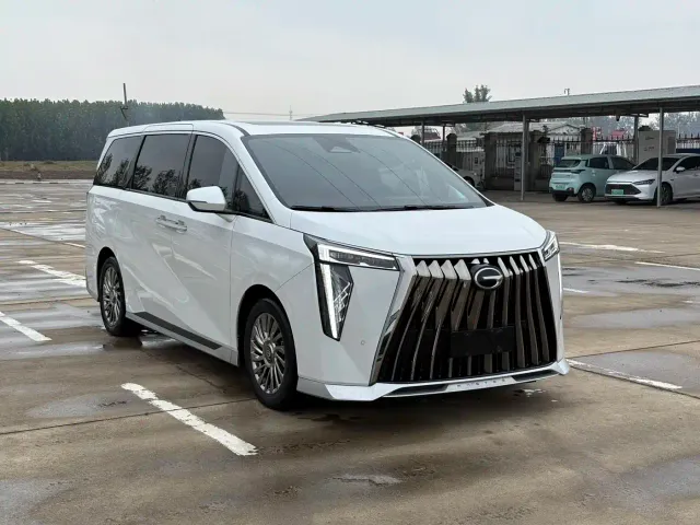 GAC Trumpchi M8 — Фото автомобиля 3