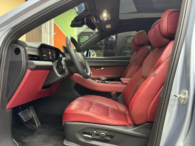 Aito M5 — Фото автомобиля 8