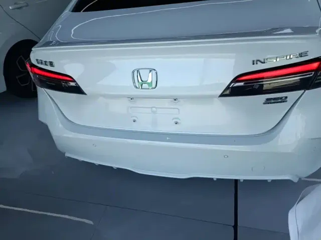 Honda Inspire — Фото автомобиля 5