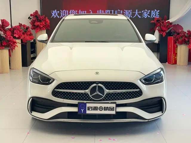 Mercedes-Benz C-Class — Фото автомобиля 2