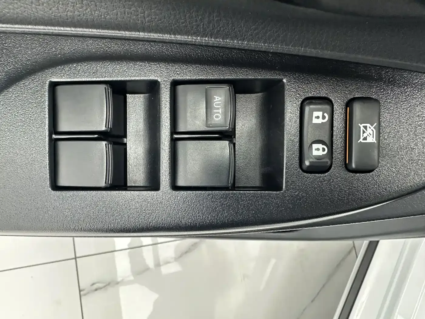 Toyota YARiS L Zhi Xuan 2022 Zhi Xuan X 1.5L CVT Luxury PLUS Edition — Фото автомобиля 10