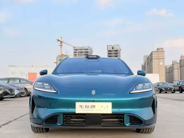 Shangjie Z7T — Фото автомобиля 2
