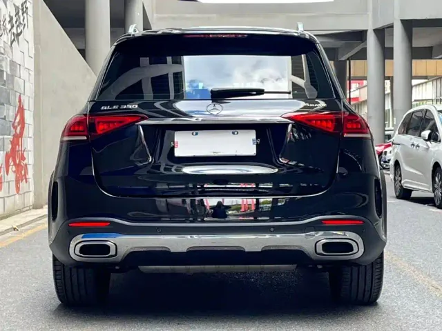 Mercedes-Benz GLE-Class — Фото автомобиля 3