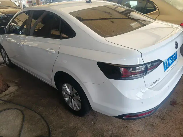 Volkswagen Lavida — Фото автомобиля 14