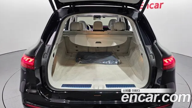 Mercedes-Benz EQS — Фото автомобиля 14