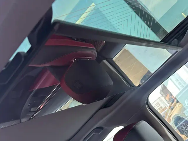 BMW 5 Series — Фото автомобиля 6