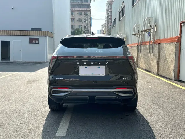 Geely Boyue L — Фото автомобиля 8