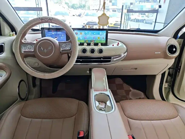 Wuling Bingo — Фото автомобиля 9