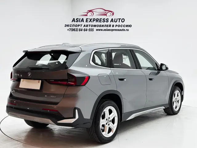 BMW X1 — Фото автомобиля 4