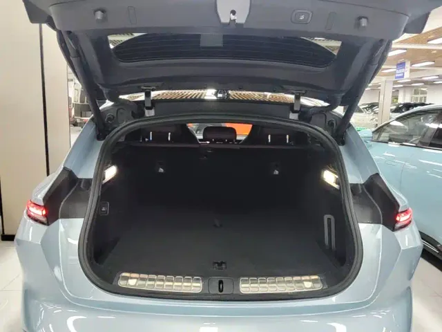 Nio ET5 Touring — Фото автомобиля 18