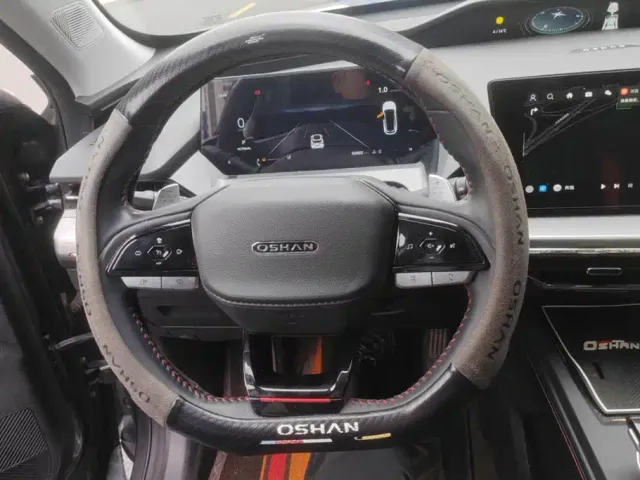 Changan Z6 — Фото автомобиля 15