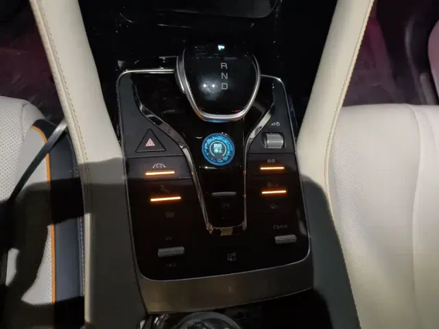 BYD Song PLUS — Фото автомобиля 15