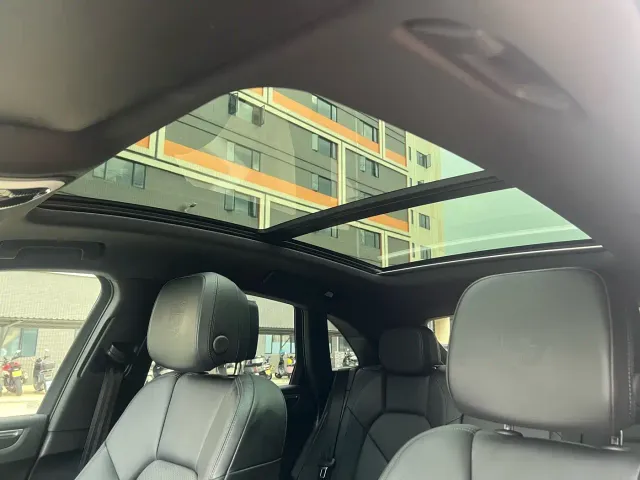 Porsche Macan — Фото автомобиля 11