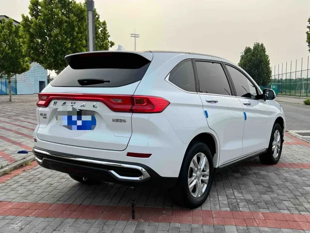 Haval M6 — Фото автомобиля 5