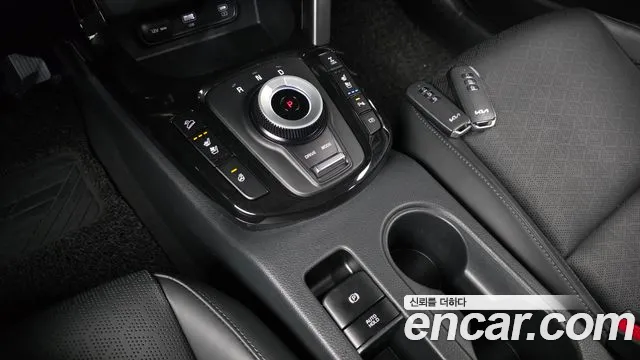Kia Seltos — Фото автомобиля 9