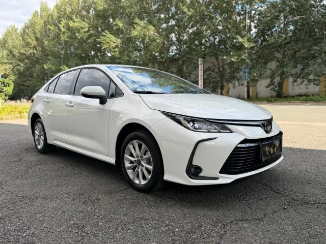 Toyota Corolla — Фото автомобиля 3