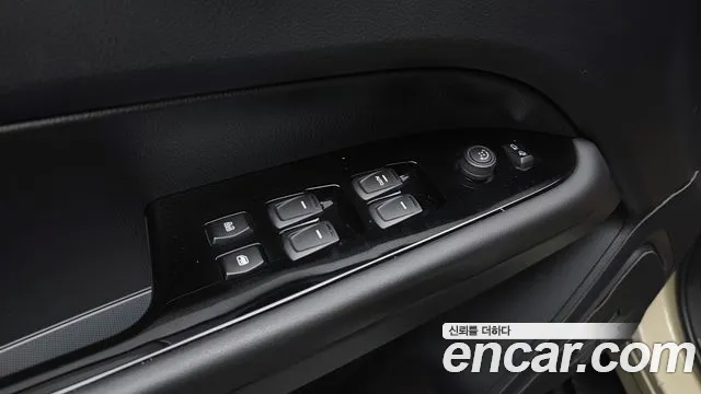 KG_Mobility_Ssangyong Rexton Новый Rexton Sport Khan Дизель 2.2 4WD — Фото автомобиля 25