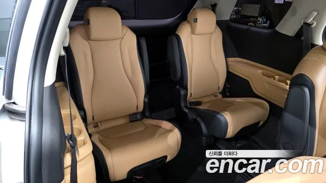 Kia Canival Carnival 4 поколение Дизель 9 мест Signature — Фото автомобиля 13