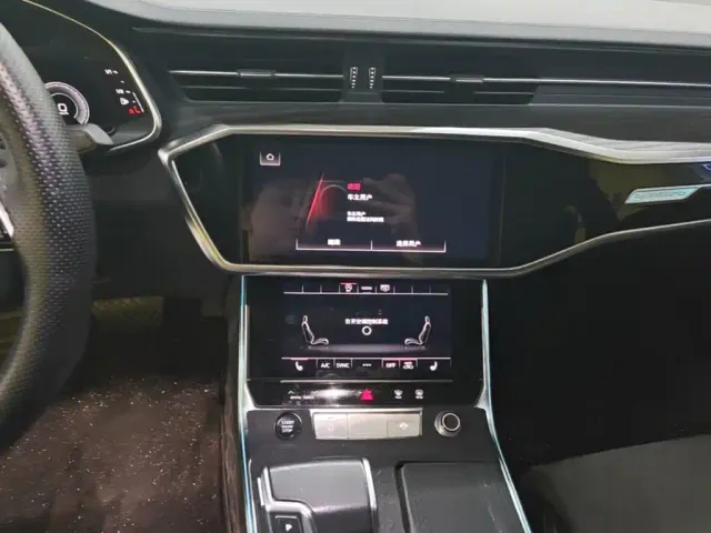 Audi A6L — Фото автомобиля 12