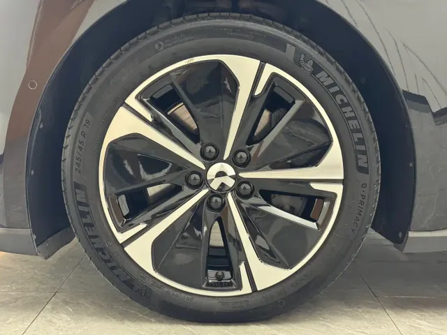 Nio ET5 Touring — Фото автомобиля 15