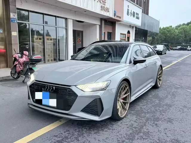 Фотография автомобиля — Audi RS 6