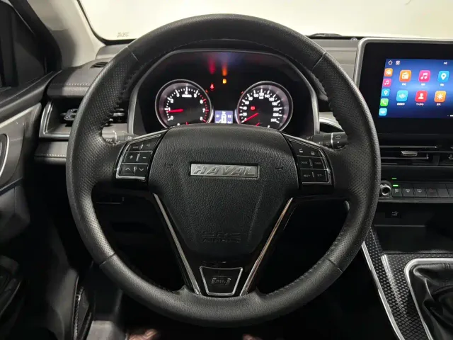 Haval M6 — Фото автомобиля 11