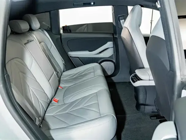 NIO NIO ET5T 2025 75kWh Touring — Фото автомобиля 22
