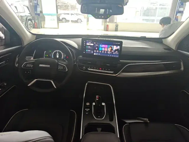 Haval H6 — Фото автомобиля 9