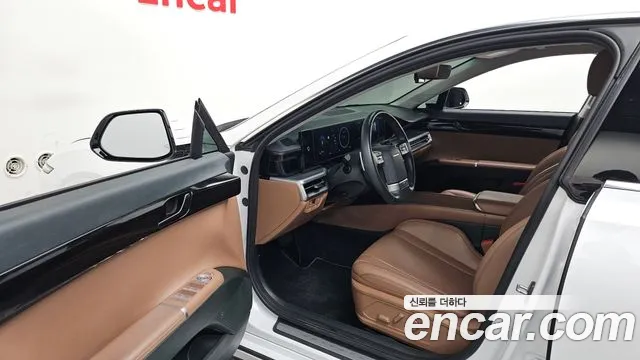 Hyundai Grandeur GN7 — Фото автомобиля 14