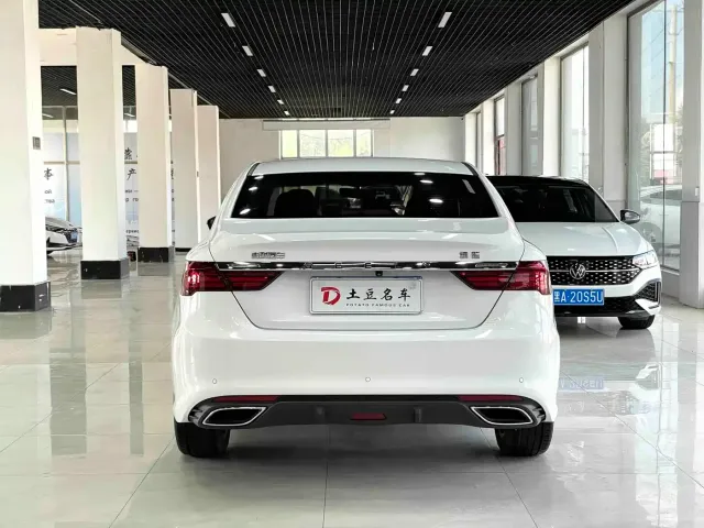Geely Binrui — Фото автомобиля 5