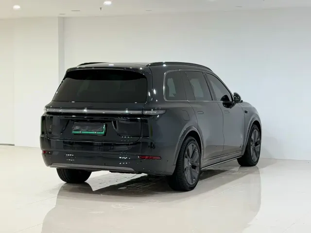 Li Auto L9 — Фото автомобиля 6