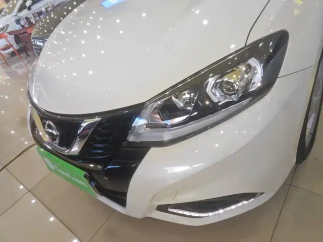 Nissan Tiida — Фото автомобиля 23