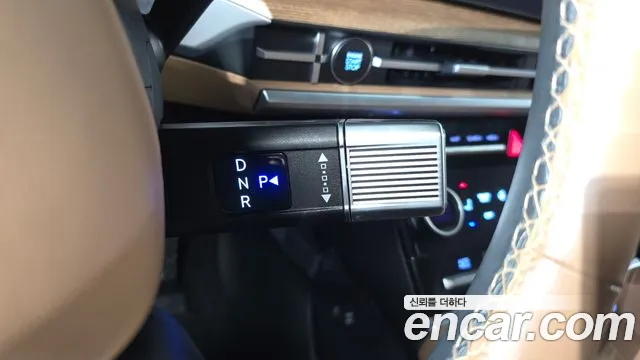Hyundai Santa Fe MX5 — Фото автомобиля 9