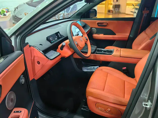 Toyota BoZhi 3X — Фото автомобиля 9