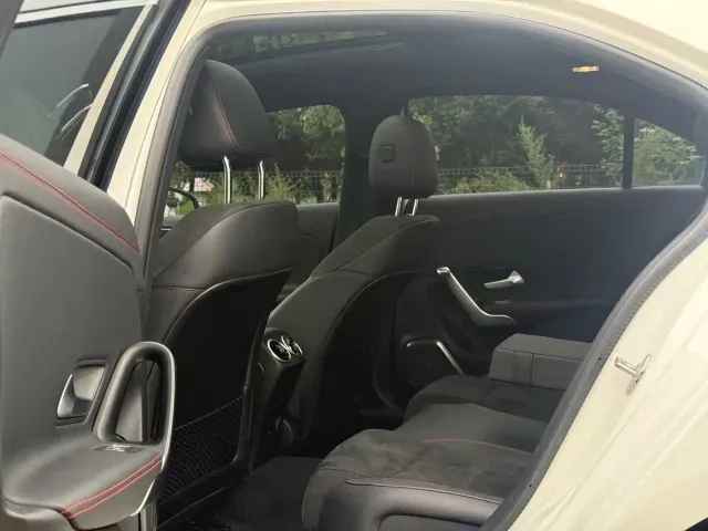 Mercedes-Benz A-Class — Фото автомобиля 6