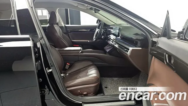 Hyundai Grandeur Grandeur (GN7) 2.5 Бензин 2WD — Фото автомобиля 11