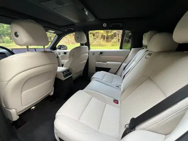 Li Auto L7 — Фото автомобиля 12