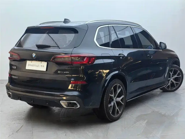 BMW X5 — Фото автомобиля 4
