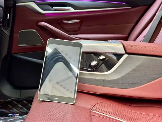 BMW 5 Series — Фото автомобиля 14